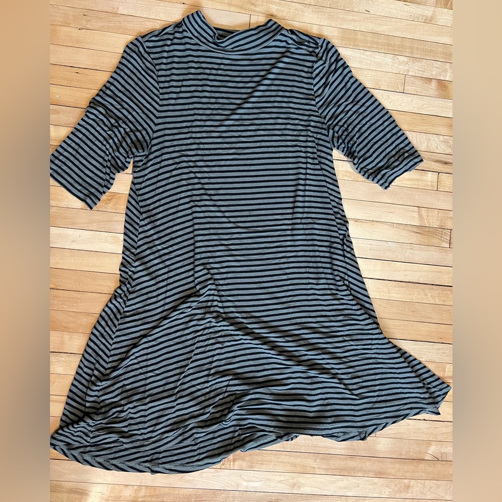 1/4 sleeve dress